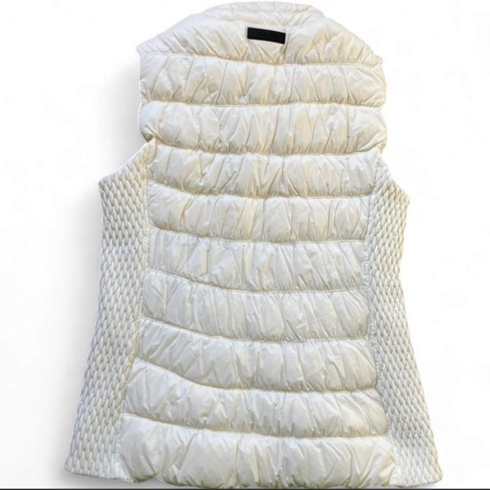 Calvin Klein Performance Women's Nylon Shell 90% Down Puffer Vest - Picture 6 of 7
